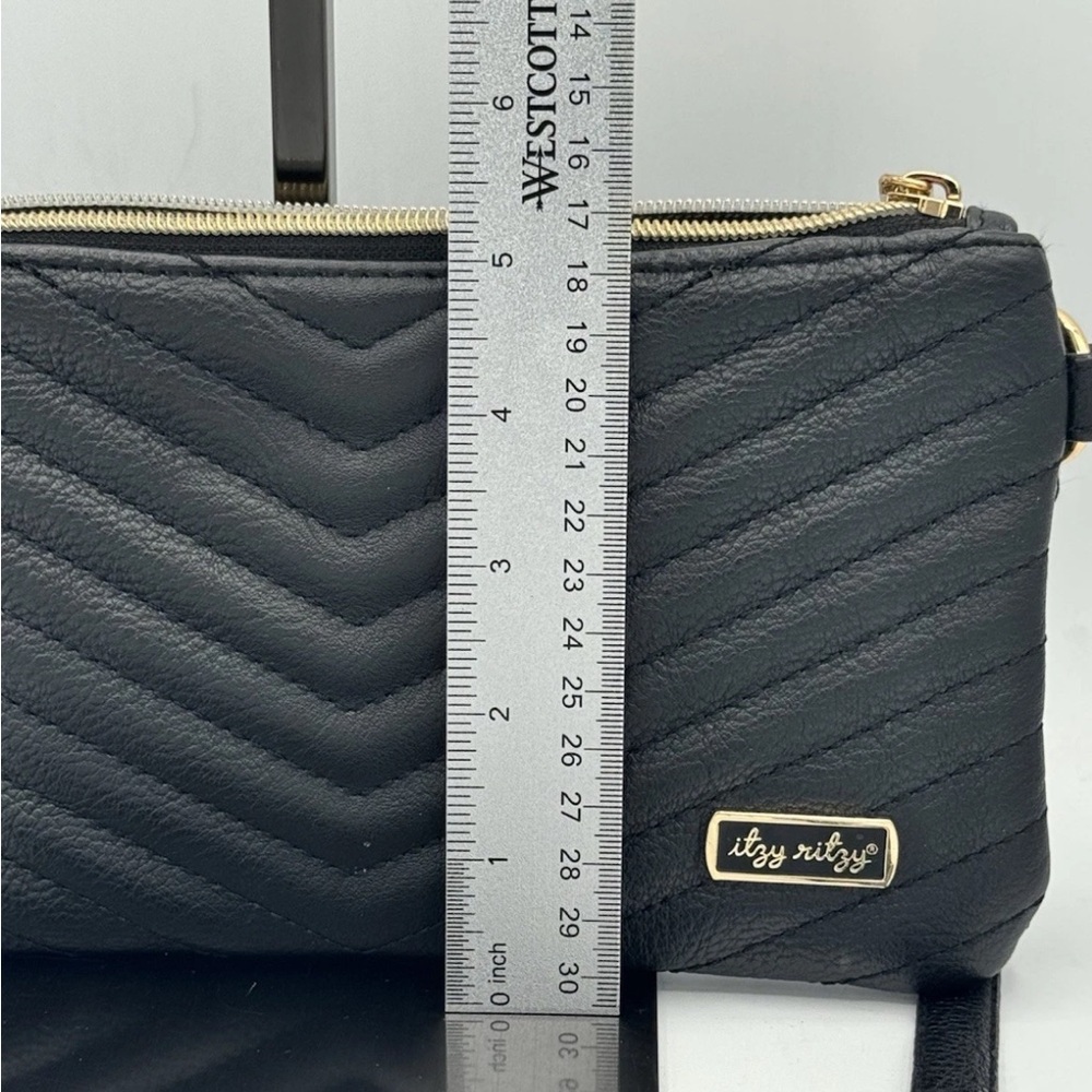 Itzy Ritzy Black Quilted Women's Bag